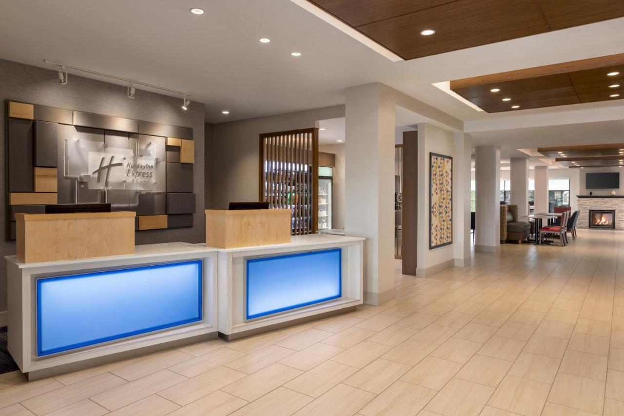 Holiday Inn Express & Suites Denver Airport By Ihg Eksteriør billede