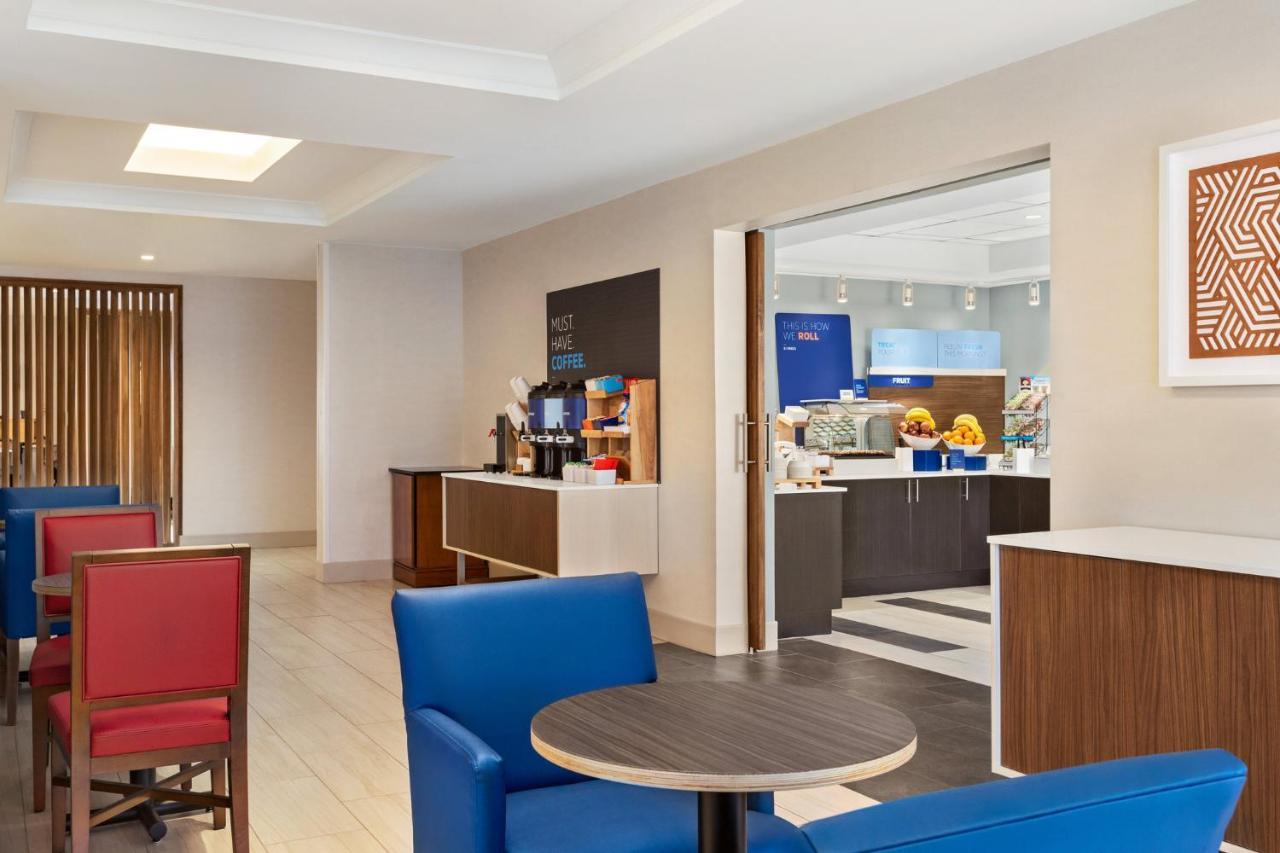 Holiday Inn Express & Suites Denver Airport By Ihg Eksteriør billede